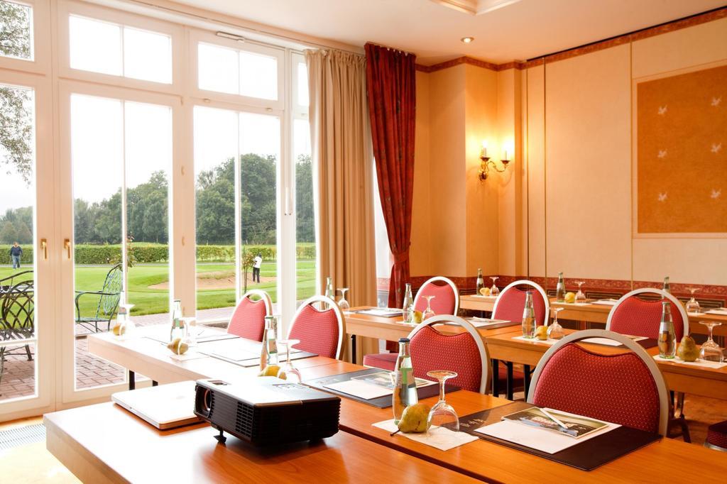 Landhotel Schloss Teschow Teterow Extérieur photo