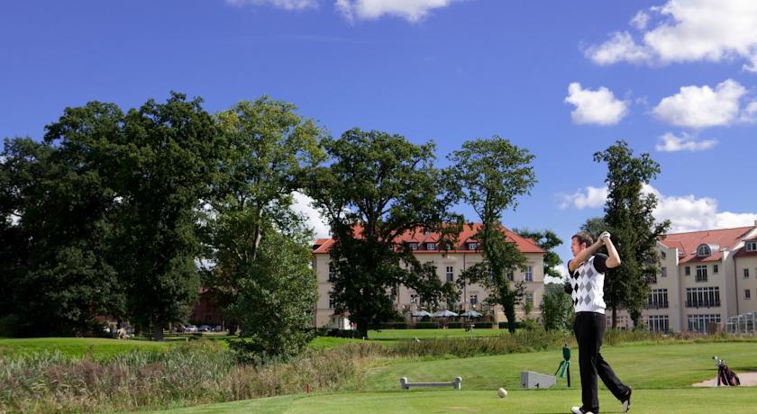 Landhotel Schloss Teschow Teterow Extérieur photo