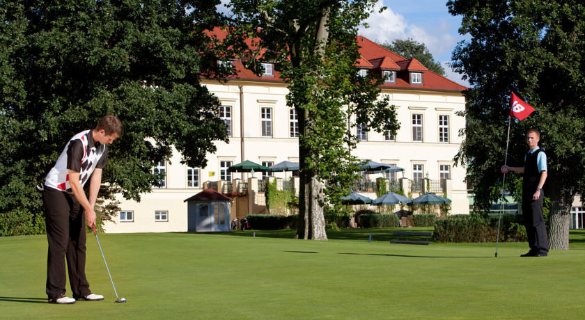 Landhotel Schloss Teschow Teterow Extérieur photo